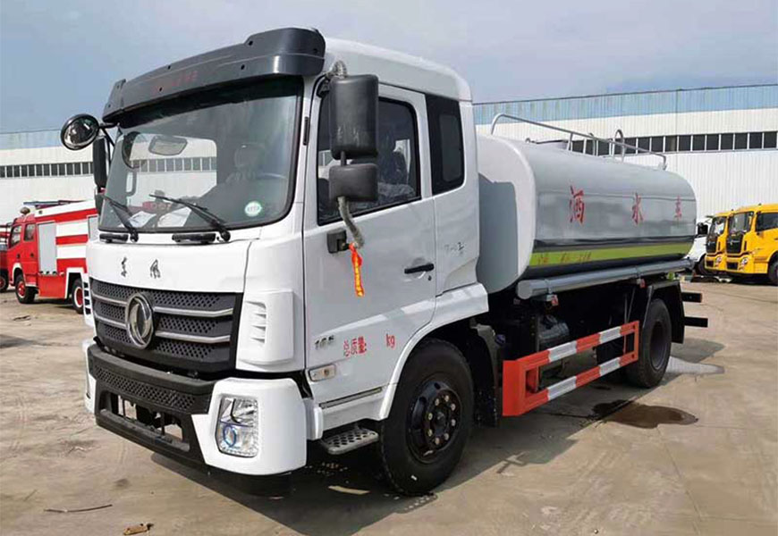 東風隨專12噸灑水車