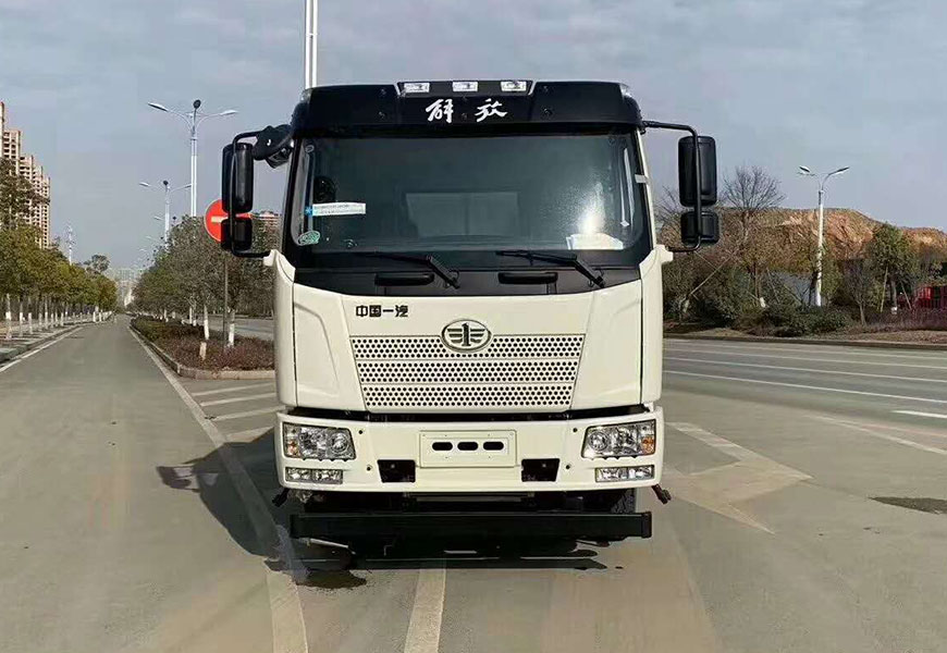 一汽解放12噸國六灑水車圖片