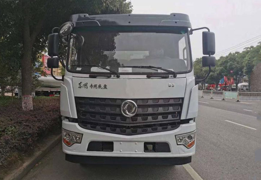 國(guó)六東風(fēng)D3(12方)灑水車(chē)